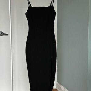 Superdown Black Midi Dress